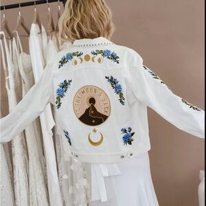 Rue De Seine White Jacket with Blue and Gold Embroidery